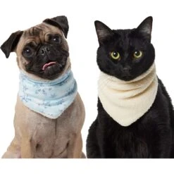 Frisco Reversible Snowflake Cozy Knit Faux Fur Dog & Cat Pullover Bandana, 1 Count
